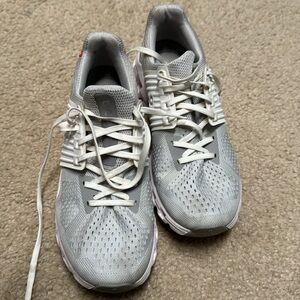 OnCloud Cloudtec! Love these white & grey sneakers!!!